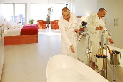 Sea Star Lodge