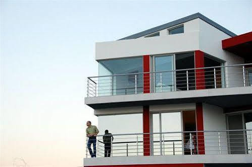 Sea Star Lodge *